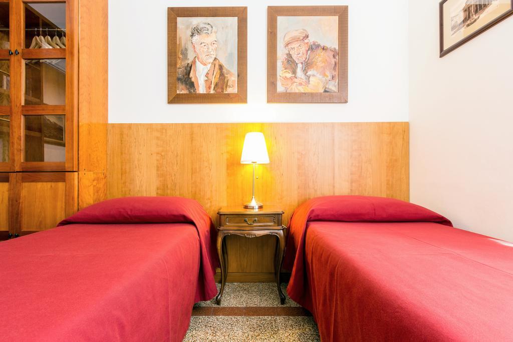 La Scalea Di Trastevere * Roma